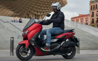 Essai Motorbike : Yamaha NMAX 125 avec casque ELEKTRON Astone Helmets